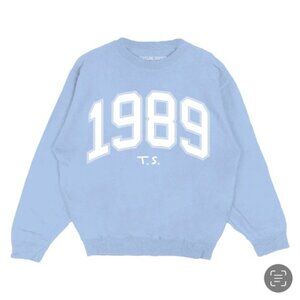 Taylor Swift 1989 Graphic Sweatshirt Light Blue Crewneck Long Sleeve Tee Top S